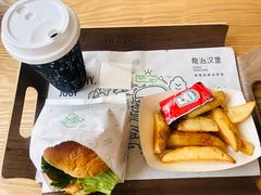-龙治汉堡(中华城店)