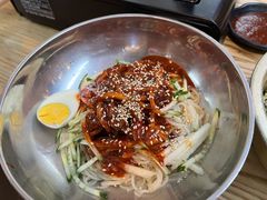-吴草鸡爪오초닭발韩食堂(融恒盈嘉中心店)