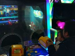 -星悦蓝海欢乐园(石路天虹店)