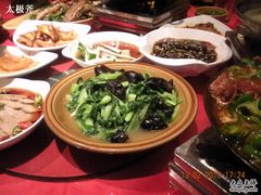 野生黑木耳炒鸡毛菜-深山老屋(国顺东路店)