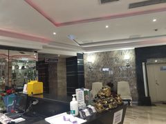 -蓝尊量贩(黄河路店)