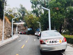 -彳亍咖啡·这里(水湾路店)