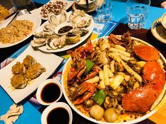 -臻鲜燕海鲜融合餐厅(金陵style店)