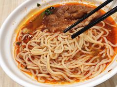 辣酱大排面-光明·博海美食花园(上海瑞金医院12号楼店)