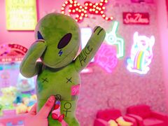 -BIG PINK大粉娃娃机主题馆(圆融星座店)