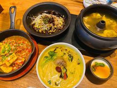 云南经典汽锅鸡-云海肴·汽锅鸡·云南菜(苏州中心店)