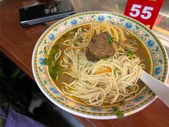 -金杨拉面王小吃面馆·牛三宝面·红烧牛肉粉