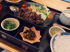 炭烧雪花牛肉定食-味太助·银饭食堂(中华城店)