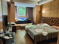 -花水湾第一村温泉大酒店