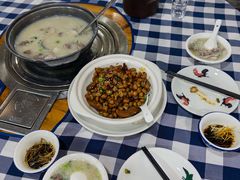 -洞密园美食城(富华路店)