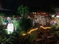 -Jungle Kitchen