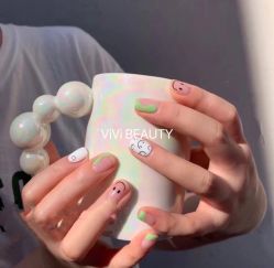 -VIVI BEAUTY  美甲美睫皮肤管理中心