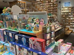 -猫的天空之城概念书店(苏州平江店)