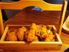 棒棒的蛋黄鸡翅-弄堂里·寻味杭州(湖滨银泰in77C区店)