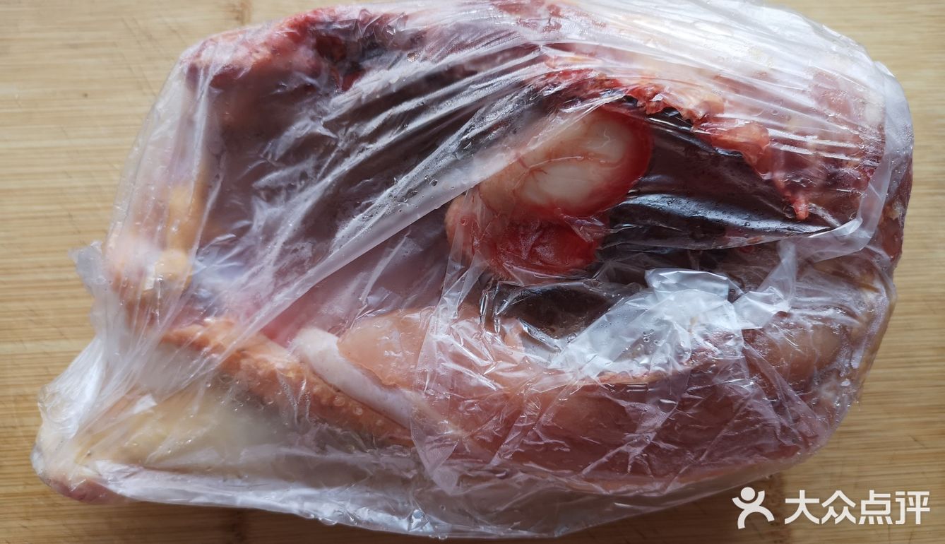 烤鸡油腻又咬不动？老年人也能吃的黑椒烤鸡