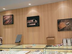 -视野联行眼镜·蔡司·尼康·豪雅·依视路(青浦宝龙店)