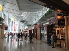 -东荟城名店仓