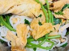 -柳州肥姨妈大骨螺蛳粉(曹路店)