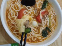 -蒙自源米线大王(宝安尖岗山店)