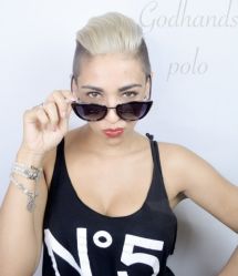 upload_pic-Godhands美发设计沙龙