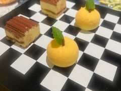 -悦泰环球美食自助(金茂旗舰店)