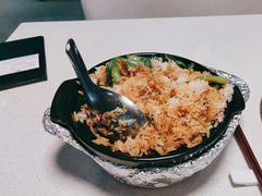 -煲王粤菜餐厅(中侨中心店)