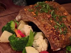 秘制香烤猪肋排-SISTERS BAR RESTAURANT川意酒馆(嘉善老市H楼店)