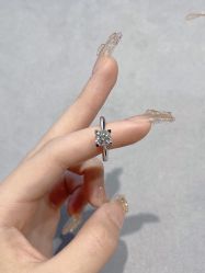 -Zbird钻石小鸟·钻戒婚戒定制高端珠宝私人定制中心