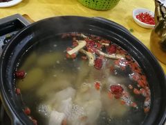 -濠轩阁特色生蚝火锅(水湾路店)