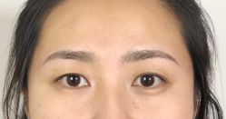-一个差评成就的纹眉店