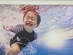 -龙格亲子游泳·水育早教中心(华亿大润发店)