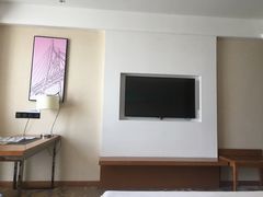 -武汉武昌站街道口华美达安可酒店