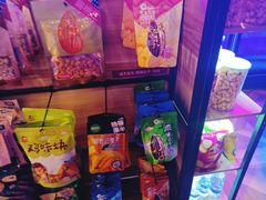 -唯爱KTV聚会餐厅(仙林东城汇店)