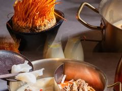 -罗勒家·养生火锅· Bistro(大望路店)