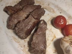 -MONICH牛排融合餐厅(和义大道购物中心店)