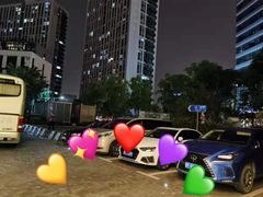 -上海卓越铂尔曼大酒店-地下停车场