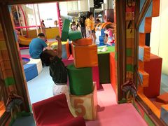 -蒙特利亲子乐园