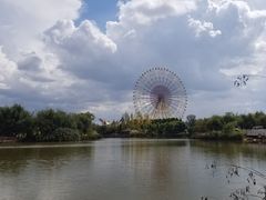 -七彩云南欢乐世界