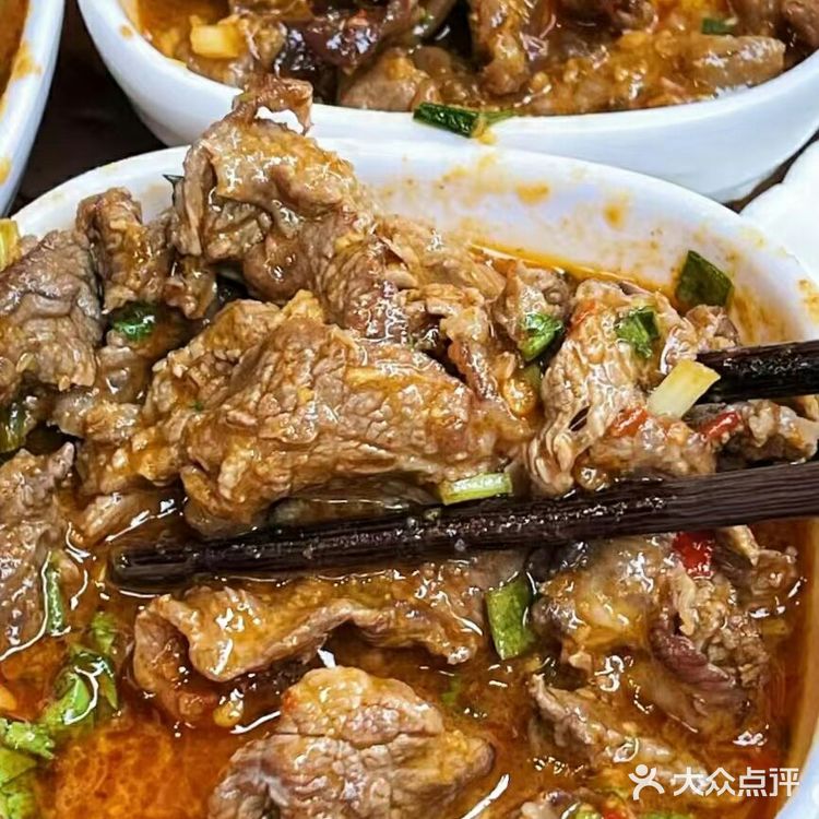 2人份!4个人楞是没吃完!