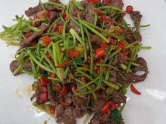 小炒黄牛肉-红菜坊·烤鸭·川鲁宴(石园店)