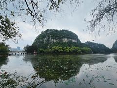 -星湖旅游景区七星岩