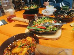 -云海肴·汽锅鸡·云南菜(天山百盛优客店)