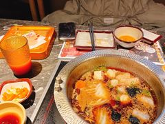 -牛YO寿喜烧·铁板烧和牛火锅自助(市府恒隆店)