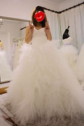 有没有白天鹅的感觉-LANYI COUTURE高级婚纱礼服改衣店
