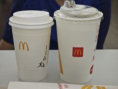 -麦当劳(上海虹桥站30B检票口楼上)