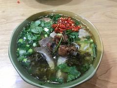 -全家福米线
