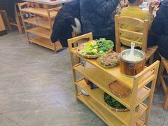 -阿婆情腊排骨火锅(金虹路店)