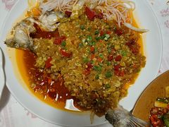 -堂瓦里·33年传统赣菜(第一街区店)