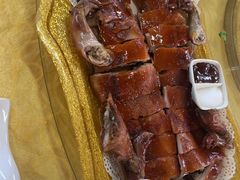 烤乳猪-大石鼓山庄·珠海第一烧猪