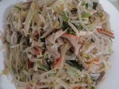 -华龙特色大骨鸡农家菜馆